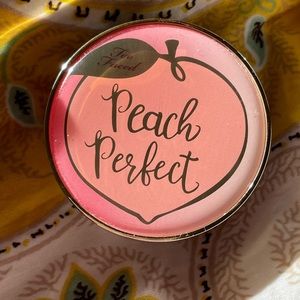 Peach Perfect Mattifying Loose Setting Powder